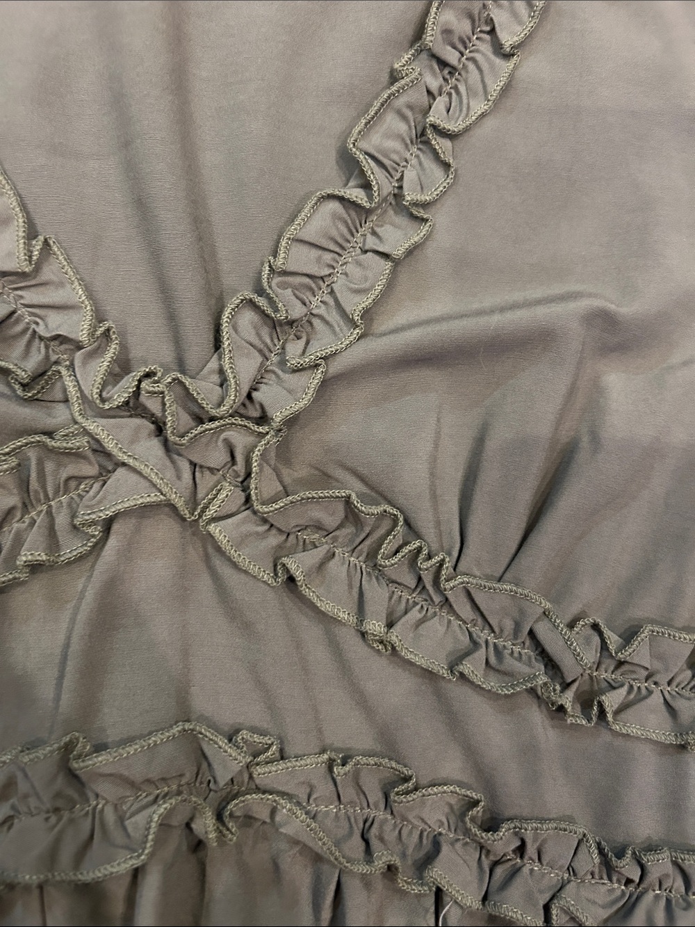 BiBi ruffle V-neck long sleeve blouse - Picture 5 of 10